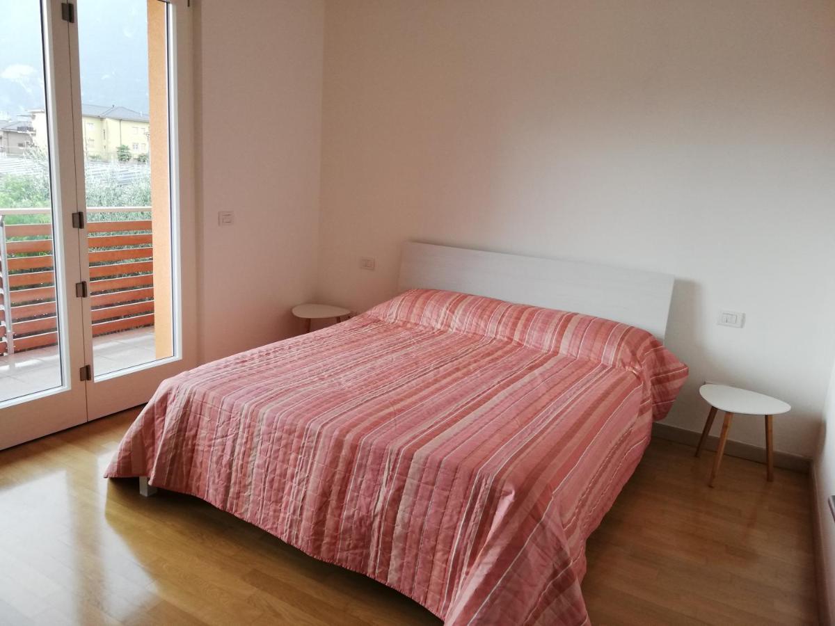 Appartamento La Terrazza Riva del Garda Luaran gambar